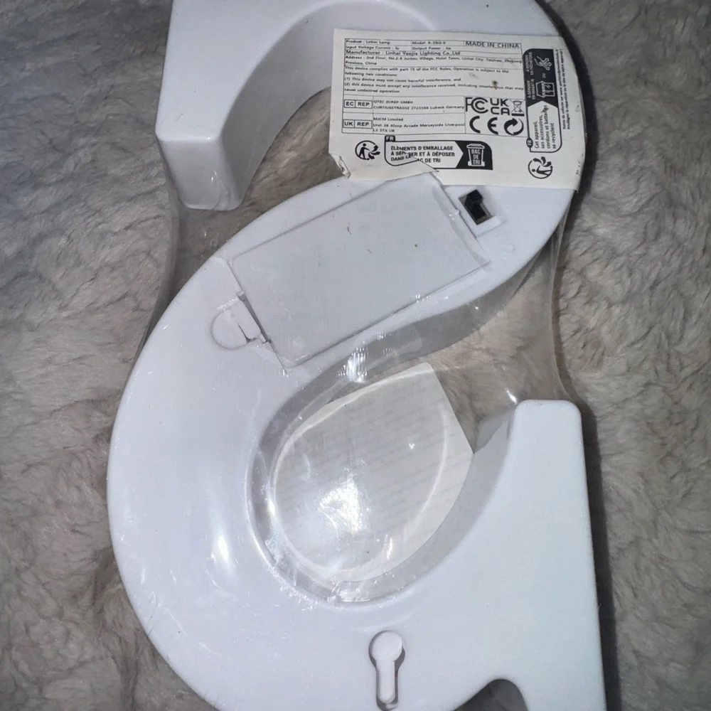 S battery powered letter light for desk, office or dorm room fun for kids NWT